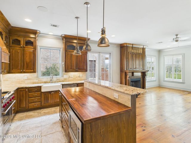 310 Eastpark Street, Ridgeland, MS 39157