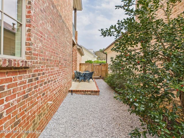 310 Eastpark Street, Ridgeland, MS 39157