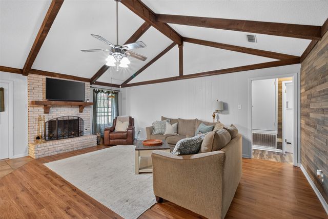 8518 Hollow Bluff Drive, Haughton, LA 71037