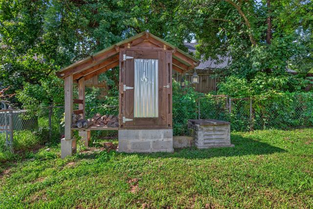 8518 Hollow Bluff Drive, Haughton, LA 71037