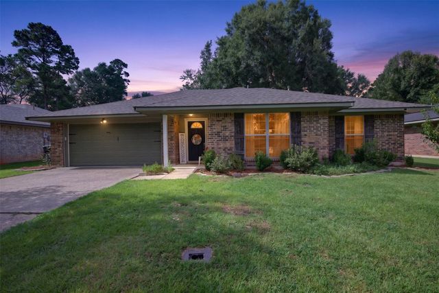 8518 Hollow Bluff Drive, Haughton, LA 71037
