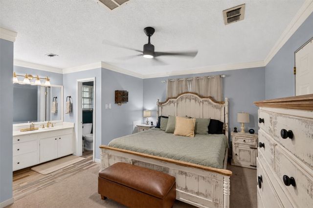 8518 Hollow Bluff Drive, Haughton, LA 71037