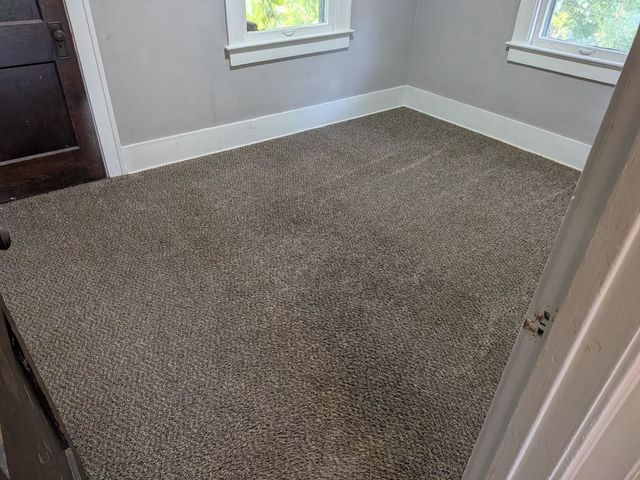 2415 Begole Street, Flint, MI 48504