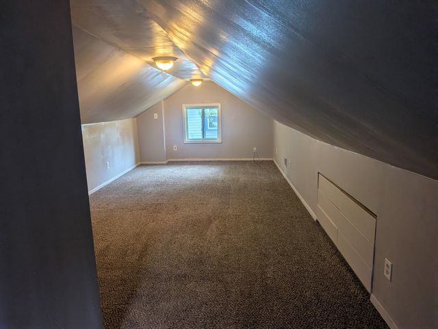 2415 Begole Street, Flint, MI 48504