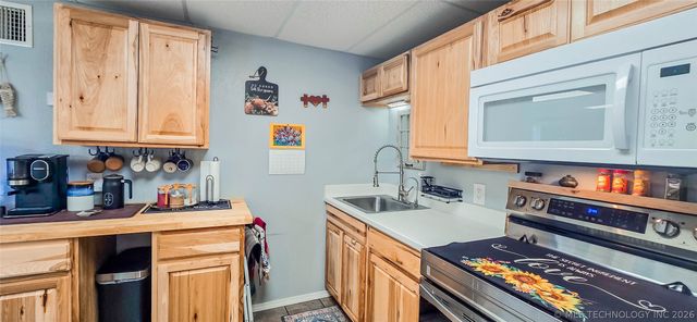 88 Mohawk Drive, Canadian, OK 74425