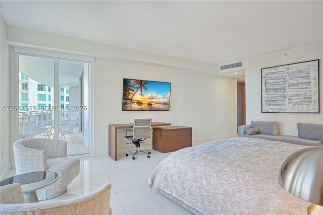 901 Brickell Key Blvd 2507, Miami, FL 33131