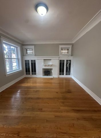 7704 S Aberdeen Street 1S, Chicago, IL 60620