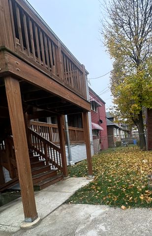 7704 S Aberdeen Street 1S, Chicago, IL 60620