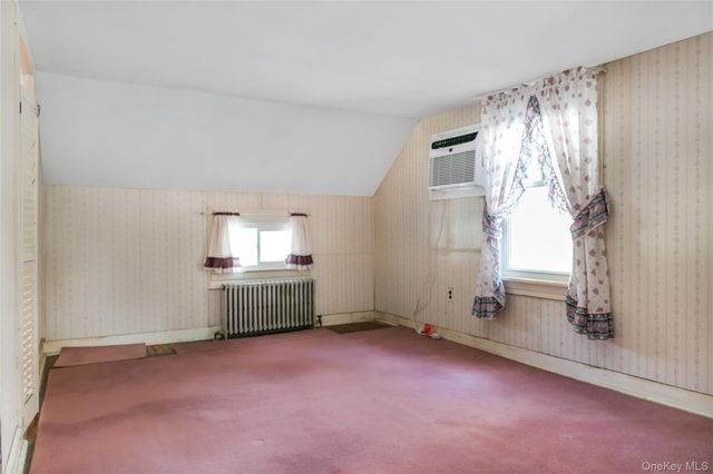 360 S Country Road, Brookhaven, NY 11719