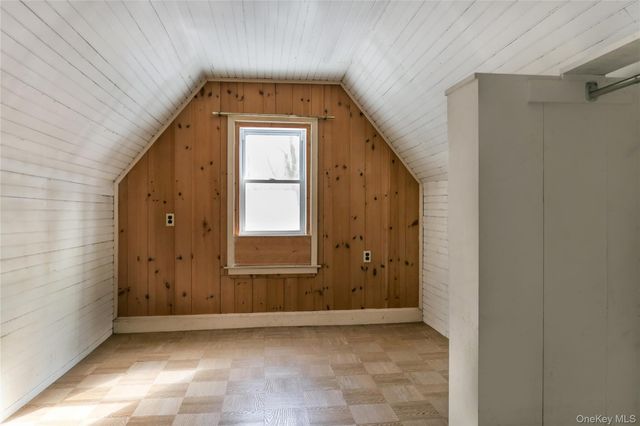 360 S Country Road, Brookhaven, NY 11719