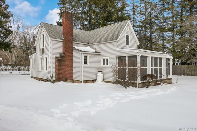 360 S Country Road, Brookhaven, NY 11719