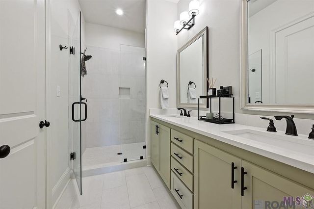 1829 Ville Marie St, Baton Rouge, LA 70808