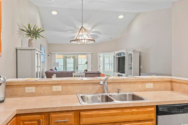 430 Woodpecker Ln Unit D, Murrells Inlet, SC 29576