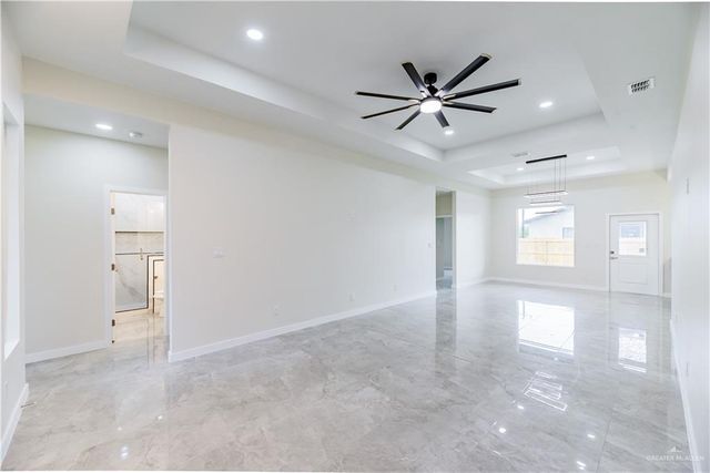 9226 N 25th Lane, Mcallen, TX 78504