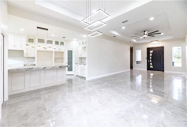 9226 N 25th Lane, Mcallen, TX 78504