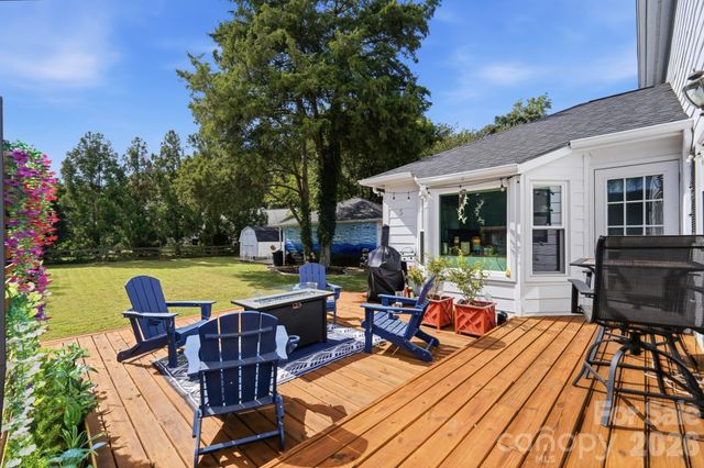 7812 Ridgeloch Place, Charlotte, NC 28226