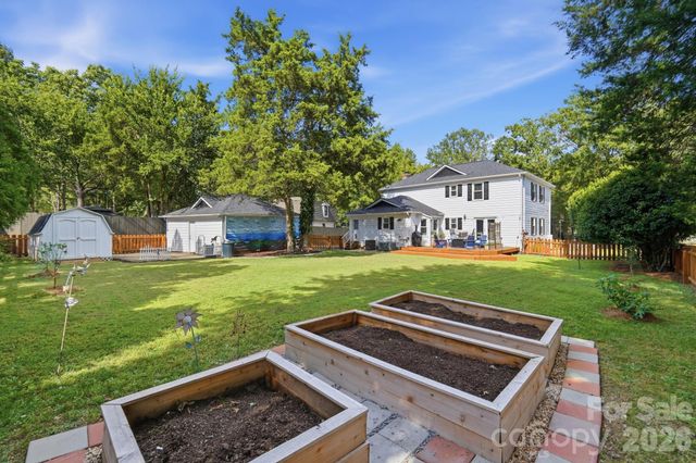 7812 Ridgeloch Place, Charlotte, NC 28226