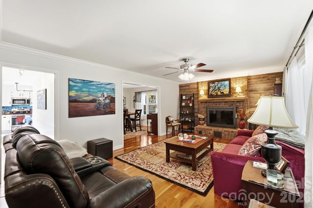 7812 Ridgeloch Place, Charlotte, NC 28226