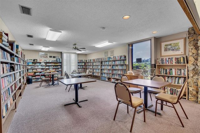 1206 58TH STREET W, Bradenton, FL 34209