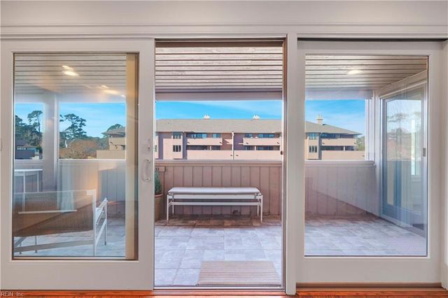 700 Oriole Dr Apt 515, Virginia Beach, VA 23451