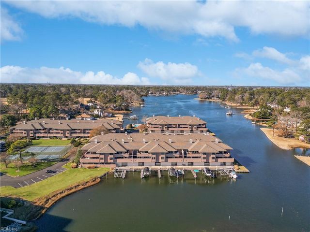 700 Oriole Dr Apt 515, Virginia Beach, VA 23451