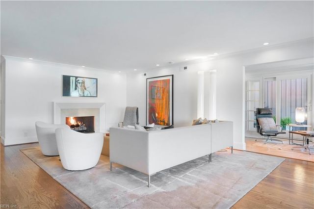 700 Oriole Dr Apt 515, Virginia Beach, VA 23451