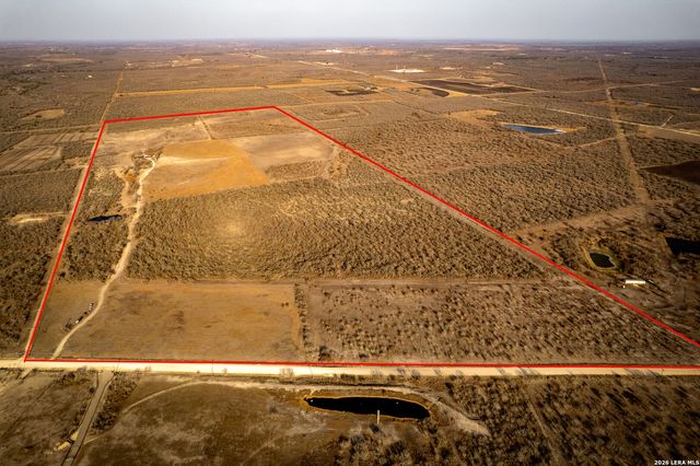 3407 CR 215, Mccoy, TX 78147