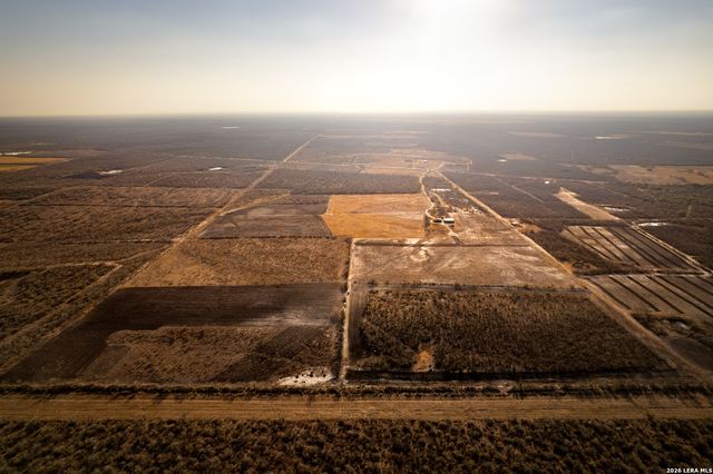 3407 CR 215, Mccoy, TX 78147