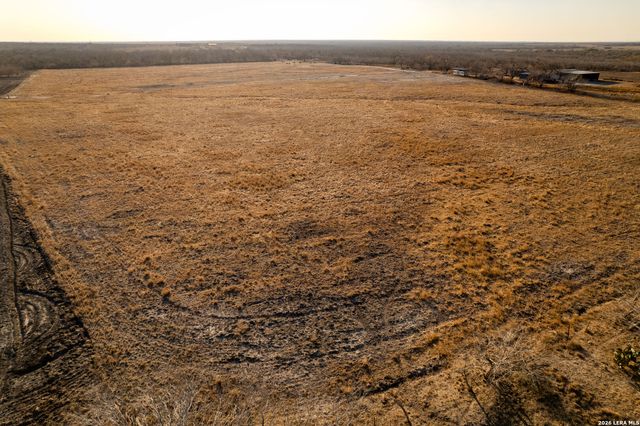 3407 CR 215, Mccoy, TX 78147