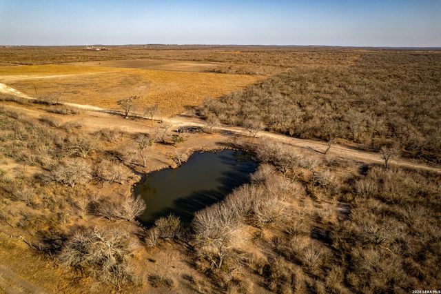 3407 CR 215, Mccoy, TX 78147