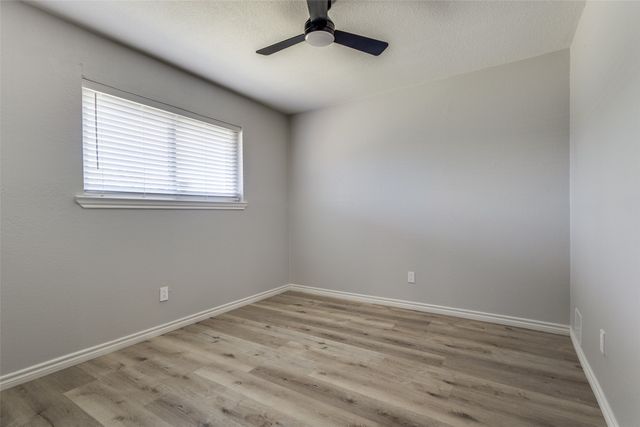 900 Hillside Lane, Flower Mound, TX 75028