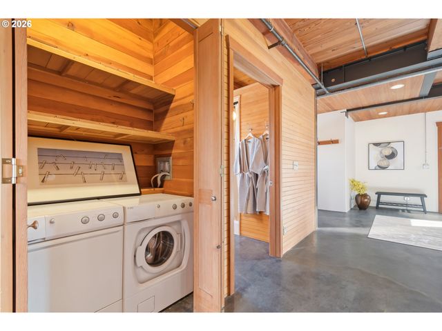 321 MILL St 4, Eugene, OR 97401