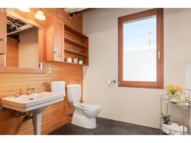 321 MILL St 4, Eugene, OR 97401