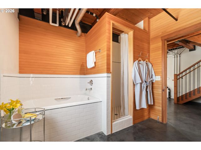 321 MILL St 4, Eugene, OR 97401