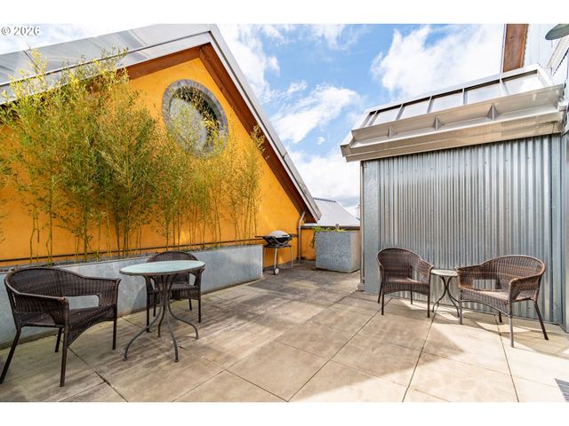 321 MILL St 4, Eugene, OR 97401