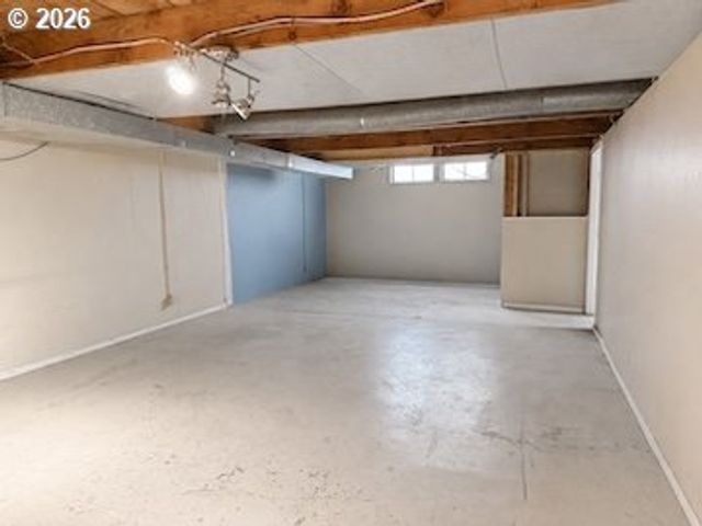 10505 Se LONG St, Portland, OR 97266