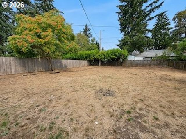 10505 Se LONG St, Portland, OR 97266