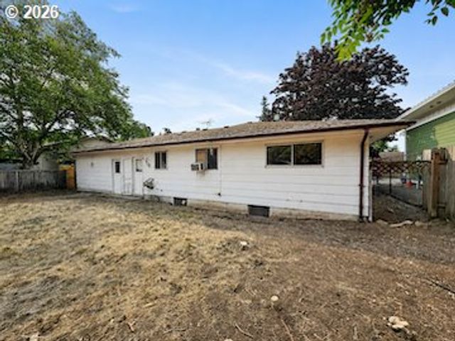 10505 Se LONG St, Portland, OR 97266