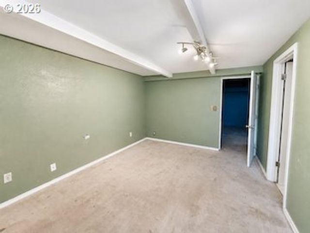 10505 Se LONG St, Portland, OR 97266