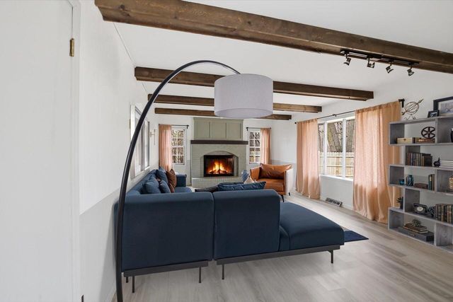 4615 S Camrose AVENUE, New Berlin, WI 53151