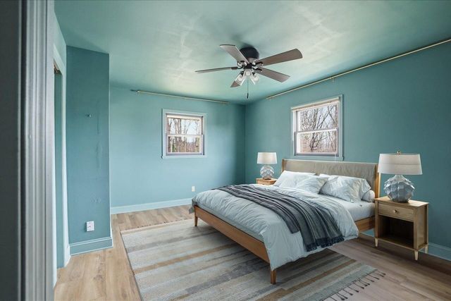 4615 S Camrose AVENUE, New Berlin, WI 53151