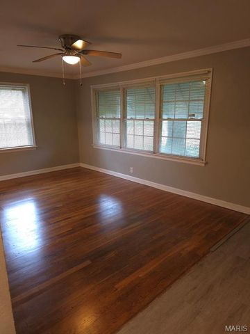 10089 Dwight Drive, Bellefontaine Nghbrs, MO 63137