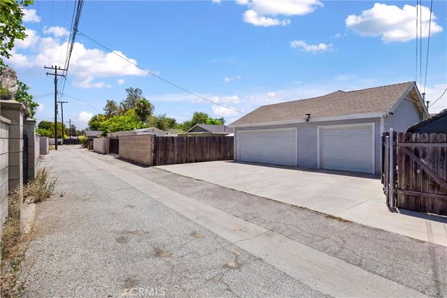 1451 1455 3rd Street, La Verne, CA 91750