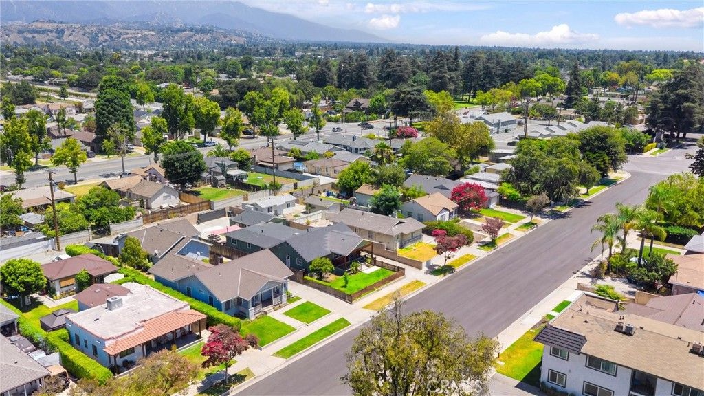 Image 13 of property listing at 1451 1455 3rd Street, La Verne, CA 91750