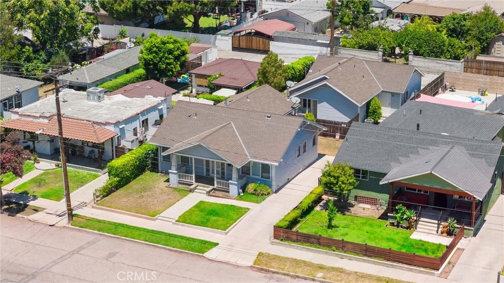 Image 15 of property listing at 1451 1455 3rd Street, La Verne, CA 91750