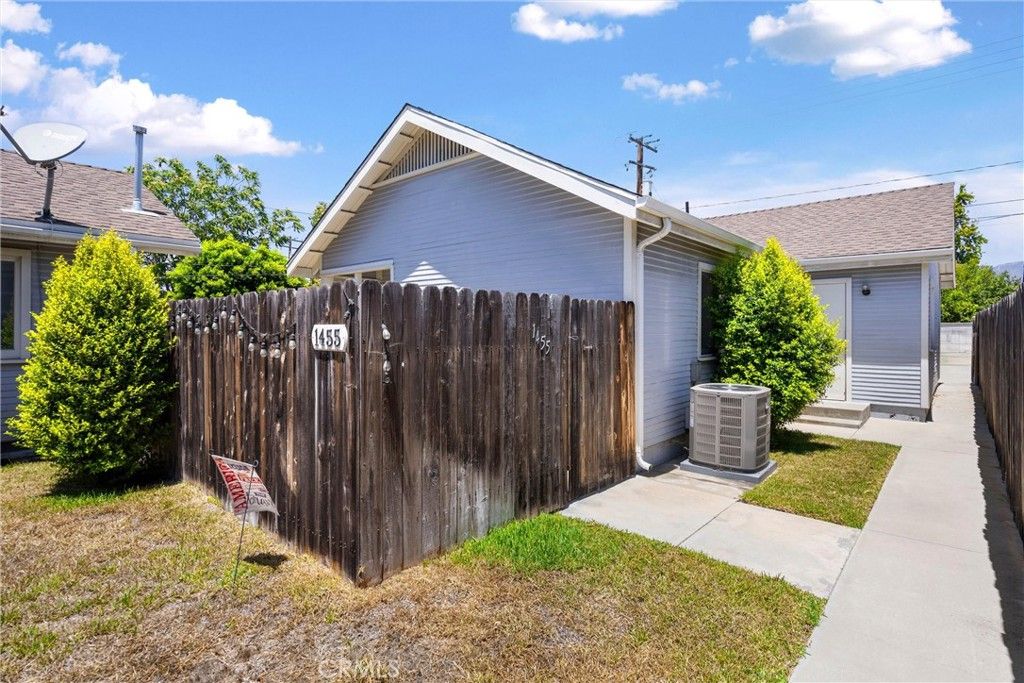 Image 7 of property listing at 1451 1455 3rd Street, La Verne, CA 91750