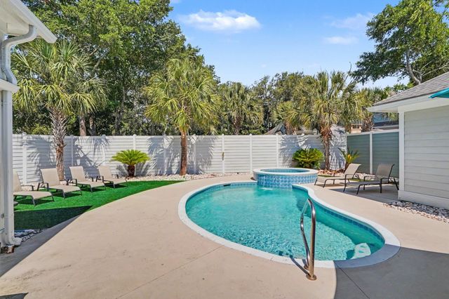 4964 Salt Creek Ct., North Myrtle Beach, SC 29582
