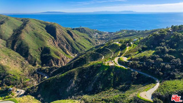 2700 Hume Road, Malibu, CA 90265