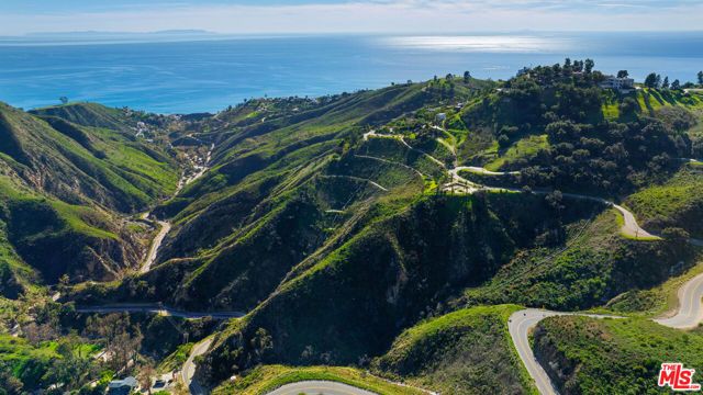 2700 Hume Road, Malibu, CA 90265