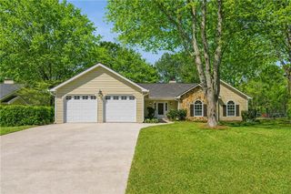 3502 Three Oaks Court, Powder Springs, GA 30127